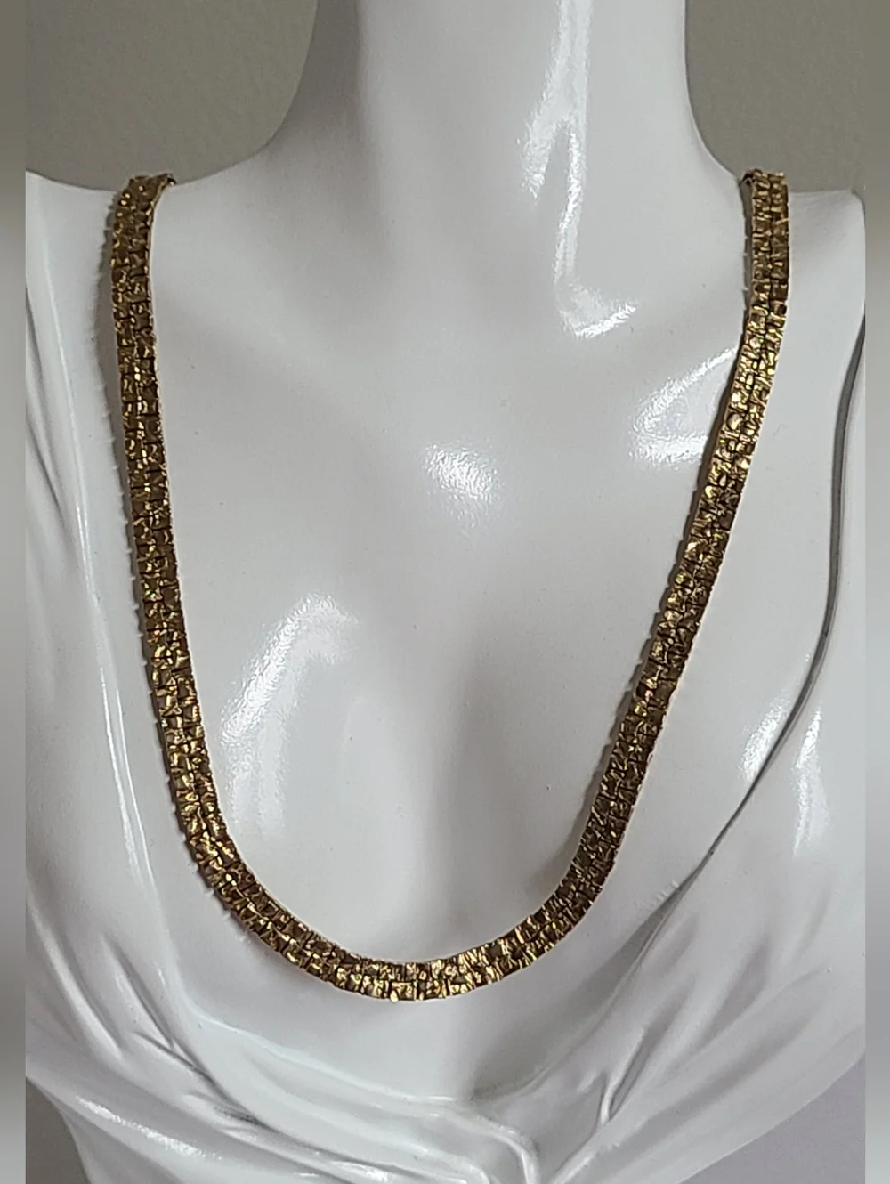 Vintage Retro Luxury Gold Plated Textured Flat 24 Inch Chain Necklace - Picture 2 of 14